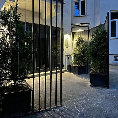 City Garage Apartment - Lwowska 9 Varsovia Exterior foto